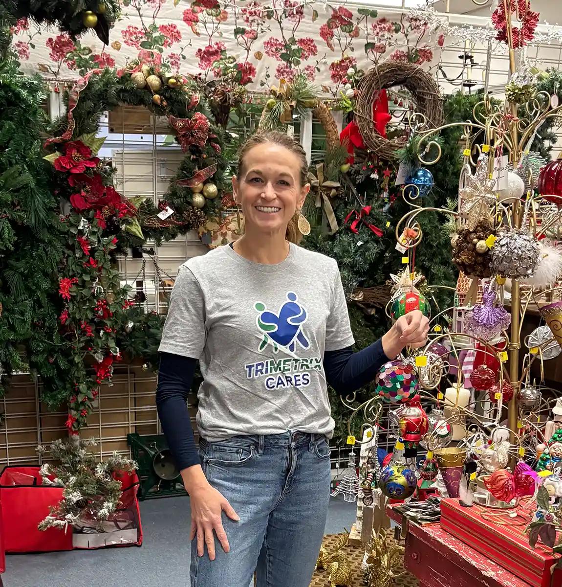 Sorting Treasures, Supporting Community